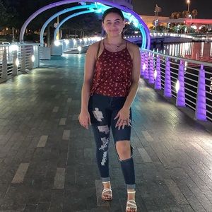 Meet your Posher, Ivy